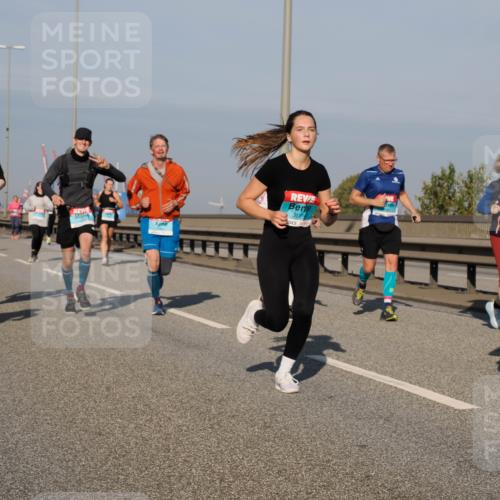 03.10.2025 - Köhlbrandbrückenlauf Fabian Wolf http://msf.ph/oto/9048495 03.10.2025 10:00:33 Position 3 3125 meine-sportfotos.de
