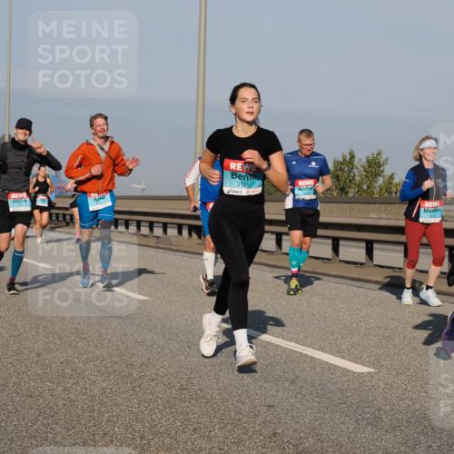 03.10.2025 - Köhlbrandbrückenlauf Fabian Wolf http://msf.ph/oto/9048505 03.10.2025 10:00:33 Position 3 3125, 1812 meine-sportfotos.de