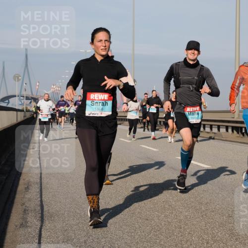 03.10.2025 - Köhlbrandbrückenlauf Fabian Wolf http://msf.ph/oto/9048546 03.10.2025 10:00:35 Position 3 1868, 1031, 3281 meine-sportfotos.de