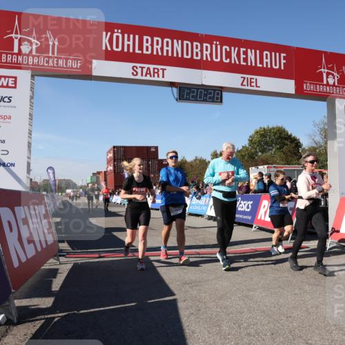 03.10.2025 - Köhlbrandbrückenlauf Lena Gebhardt http://msf.ph/oto/9048570 03.10.2025 13:20:29 Ziel 4269, 4385, 4570, 4571, 4591, 4672, 4739, 4790, 4859, 5082, 5144, 5160, 5208, 5543, 5631, 5790, 6035 meine-sportfotos.de