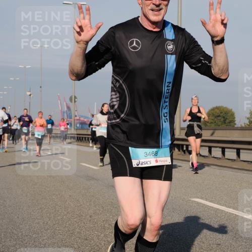 03.10.2025 - Köhlbrandbrückenlauf Fabian Wolf http://msf.ph/oto/9048614 03.10.2025 10:00:37 Position 3 3468 meine-sportfotos.de
