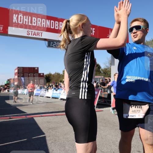 03.10.2025 - Köhlbrandbrückenlauf Lena Gebhardt http://msf.ph/oto/9048638 03.10.2025 13:20:32 Ziel 4269, 4385, 4570, 4571, 4591, 4672, 4739, 4790, 4859, 5082, 5208, 5543, 5631, 5790, 6777, 6807 meine-sportfotos.de
