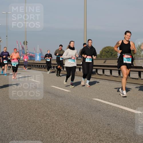 03.10.2025 - Köhlbrandbrückenlauf Fabian Wolf http://msf.ph/oto/9048676 03.10.2025 10:00:39 Position 3 3698, 3, 1831, 2349 meine-sportfotos.de