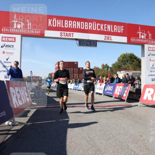 03.10.2025 - Köhlbrandbrückenlauf Lena Gebhardt http://msf.ph/oto/9048703 03.10.2025 13:04:33 Ziel 4055, 4117, 4198, 4297, 4665, 4713, 4836, 4995, 6018, 6092, 6723 meine-sportfotos.de