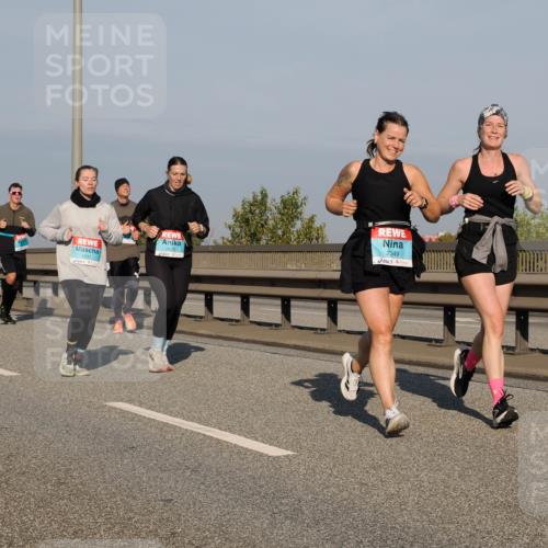 03.10.2025 - Köhlbrandbrückenlauf Fabian Wolf http://msf.ph/oto/9048706 03.10.2025 10:00:40 Position 3 1831, 670, 2349 meine-sportfotos.de