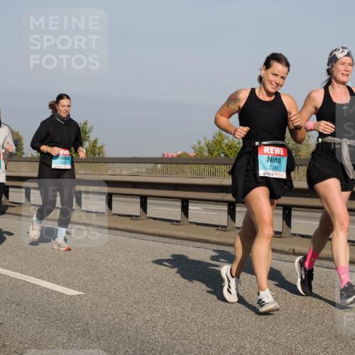 03.10.2025 - Köhlbrandbrückenlauf Fabian Wolf http://msf.ph/oto/9048728 03.10.2025 10:00:40 Position 3 1831, 2670, 2349 meine-sportfotos.de