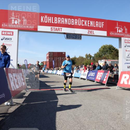 03.10.2025 - Köhlbrandbrückenlauf Lena Gebhardt http://msf.ph/oto/9048766 03.10.2025 13:04:36 Ziel 4055, 4117, 4198, 4247, 4665, 4713, 4724, 4836, 4995, 5948, 6018, 6092 meine-sportfotos.de