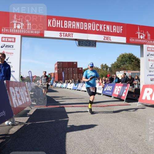 03.10.2025 - Köhlbrandbrückenlauf Lena Gebhardt http://msf.ph/oto/9048781 03.10.2025 13:04:36 Ziel 4055, 4117, 4198, 4247, 4665, 4713, 4724, 4836, 4995, 5948, 6018, 6092 meine-sportfotos.de