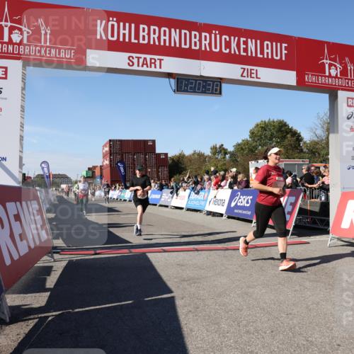 03.10.2025 - Köhlbrandbrückenlauf Lena Gebhardt http://msf.ph/oto/9048803 03.10.2025 13:20:39 Ziel 4269, 4476, 4646, 4790, 4859, 5488, 5543, 5631, 5918, 5920, 6777, 6807 meine-sportfotos.de