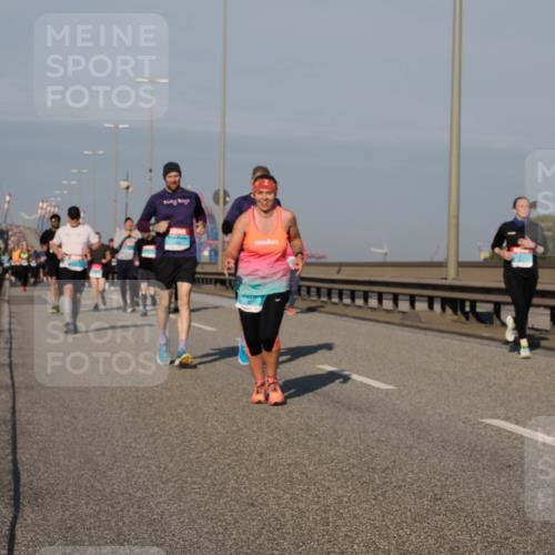 03.10.2025 - Köhlbrandbrückenlauf Fabian Wolf http://msf.ph/oto/9048833 03.10.2025 10:00:43 Position 3  meine-sportfotos.de