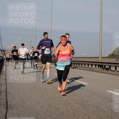 03.10.2025 - Köhlbrandbrückenlauf Fabian Wolf http://msf.ph/oto/9048875 03.10.2025 10:00:44 Position 3 3273 meine-sportfotos.de