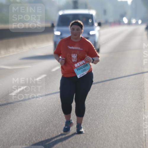 03.10.2025 - Köhlbrandbrückenlauf Jannik Wohlers http://msf.ph/oto/9048916 03.10.2025 09:30:52 Position 3 1389 meine-sportfotos.de