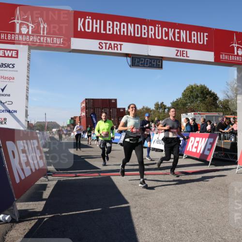 03.10.2025 - Köhlbrandbrückenlauf Lena Gebhardt http://msf.ph/oto/9048930 03.10.2025 13:20:45 Ziel 4476, 4646, 4709, 5480, 5488, 5774, 5918, 5920, 6703, 6777, 6807 meine-sportfotos.de