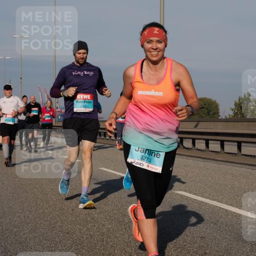 03.10.2025 - Köhlbrandbrückenlauf Fabian Wolf http://msf.ph/oto/9048934 03.10.2025 10:00:45 Position 3 2242, 3273 meine-sportfotos.de