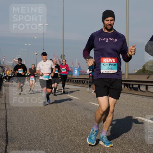 03.10.2025 - Köhlbrandbrückenlauf Fabian Wolf http://msf.ph/oto/9048954 03.10.2025 10:00:46 Position 3 2242, 2269 meine-sportfotos.de