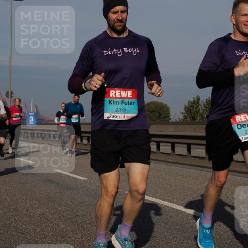 03.10.2025 - Köhlbrandbrückenlauf Fabian Wolf http://msf.ph/oto/9048969 03.10.2025 10:00:47 Position 3 3, 2242, 2269 meine-sportfotos.de