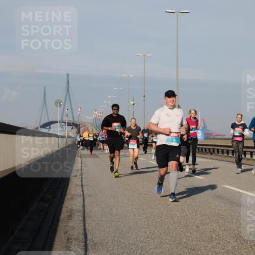 03.10.2025 - Köhlbrandbrückenlauf Fabian Wolf http://msf.ph/oto/9048989 03.10.2025 10:00:47 Position 3 3815 meine-sportfotos.de