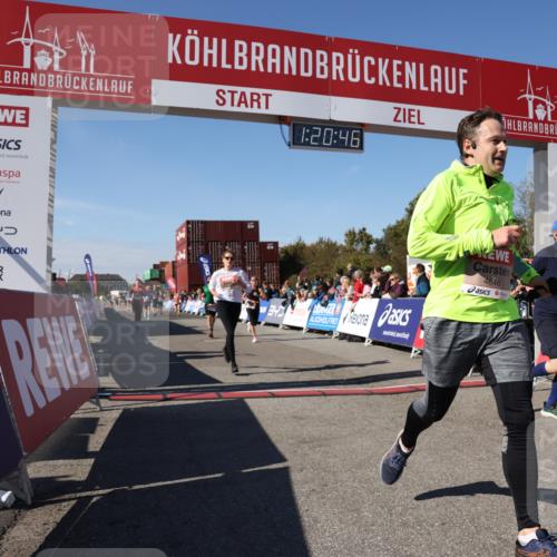 03.10.2025 - Köhlbrandbrückenlauf Lena Gebhardt http://msf.ph/oto/9049015 03.10.2025 13:20:46 Ziel 4476, 4646, 4709, 5480, 5488, 5774, 5918, 5920, 6703, 6777, 6807 meine-sportfotos.de
