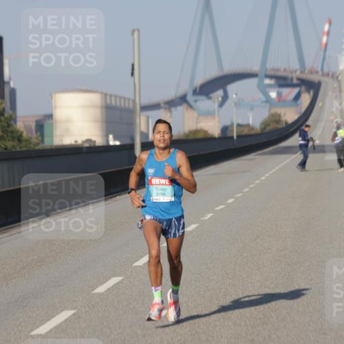 03.10.2025 - Köhlbrandbrückenlauf Jannik Wohlers http://msf.ph/oto/9049030 03.10.2025 09:32:51 Position 3 3769 meine-sportfotos.de