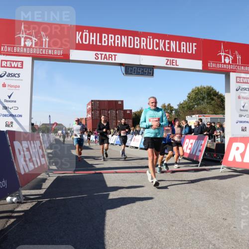 03.10.2025 - Köhlbrandbrückenlauf Lena Gebhardt http://msf.ph/oto/9049036 03.10.2025 13:04:44 Ziel 4022, 4061, 4236, 4246, 4247, 4303, 4449, 4713, 4724, 4831, 5849, 5948, 5968, 6092, 6268, 6470, 6716 meine-sportfotos.de