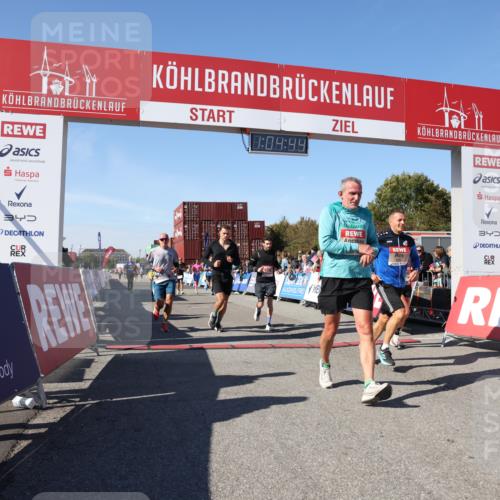 03.10.2025 - Köhlbrandbrückenlauf Lena Gebhardt http://msf.ph/oto/9049047 03.10.2025 13:04:45 Ziel 4022, 4061, 4236, 4246, 4247, 4303, 4449, 4713, 4724, 4831, 5849, 5948, 5968, 6268, 6470, 6716 meine-sportfotos.de