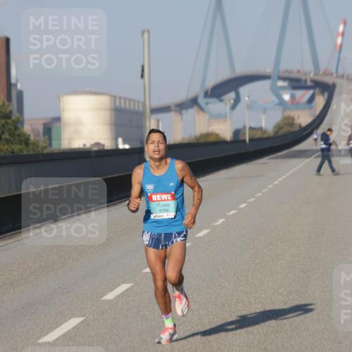 03.10.2025 - Köhlbrandbrückenlauf Jannik Wohlers http://msf.ph/oto/9049051 03.10.2025 09:32:52 Position 3 3769 meine-sportfotos.de