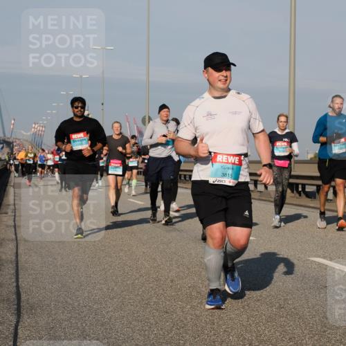 03.10.2025 - Köhlbrandbrückenlauf Fabian Wolf http://msf.ph/oto/9049081 03.10.2025 10:00:49 Position 3 2168, 3815 meine-sportfotos.de