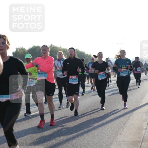 03.10.2025 - Köhlbrandbrückenlauf Jannik Wohlers http://msf.ph/oto/9049084 03.10.2025 09:18:18 Position 3 3168, 1164, 3210, 3515, 3724, 2025 meine-sportfotos.de