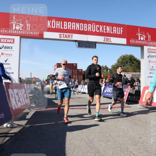 03.10.2025 - Köhlbrandbrückenlauf Lena Gebhardt http://msf.ph/oto/9049102 03.10.2025 13:04:46 Ziel 4022, 4061, 4236, 4246, 4247, 4303, 4449, 4713, 4724, 4831, 5849, 5948, 5968, 6268, 6470, 6716 meine-sportfotos.de