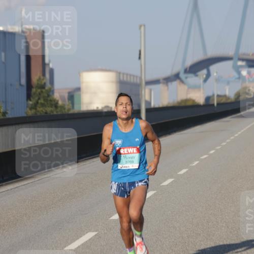 03.10.2025 - Köhlbrandbrückenlauf Jannik Wohlers http://msf.ph/oto/9049115 03.10.2025 09:32:52 Position 3 3769 meine-sportfotos.de