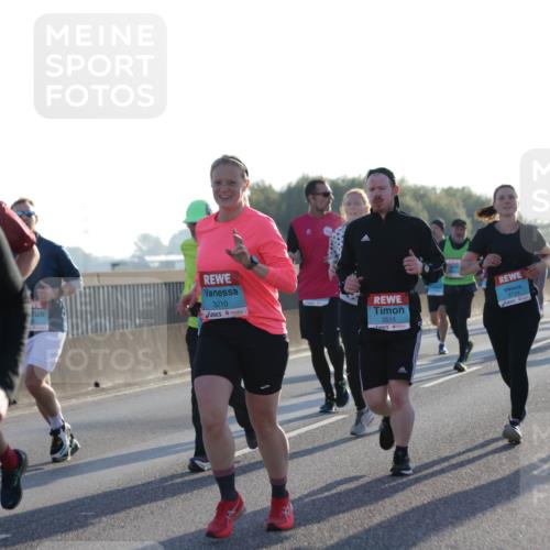 03.10.2025 - Köhlbrandbrückenlauf Jannik Wohlers http://msf.ph/oto/9049135 03.10.2025 09:18:18 Position 3 58, 3210, 3515, 3724, 1460 meine-sportfotos.de