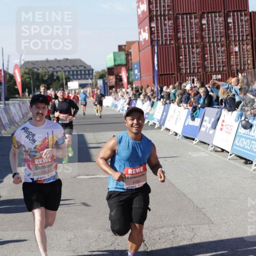 03.10.2025 - Köhlbrandbrückenlauf Jannik Wohlers http://msf.ph/oto/9049169 03.10.2025 13:07:39 Ziel 4113, 4165, 4254, 4263, 4375, 4636, 6744, 6800 meine-sportfotos.de