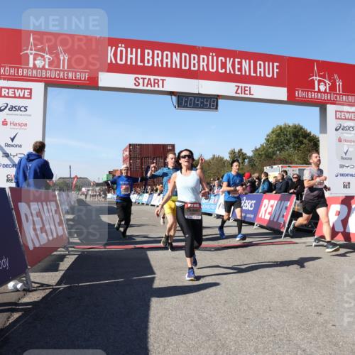 03.10.2025 - Köhlbrandbrückenlauf Lena Gebhardt http://msf.ph/oto/9049208 03.10.2025 13:04:49 Ziel 4022, 4061, 4236, 4240, 4246, 4247, 4303, 4449, 4724, 4831, 5849, 5948, 5968, 6268, 6470, 6716 meine-sportfotos.de