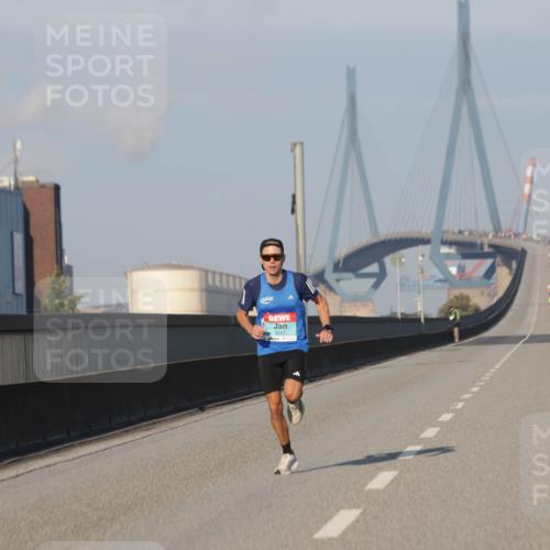 03.10.2025 - Köhlbrandbrückenlauf Jannik Wohlers http://msf.ph/oto/9049228 03.10.2025 09:33:41 Position 3 3247 meine-sportfotos.de