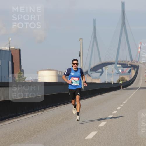 03.10.2025 - Köhlbrandbrückenlauf Jannik Wohlers http://msf.ph/oto/9049240 03.10.2025 09:33:41 Position 3 3247 meine-sportfotos.de
