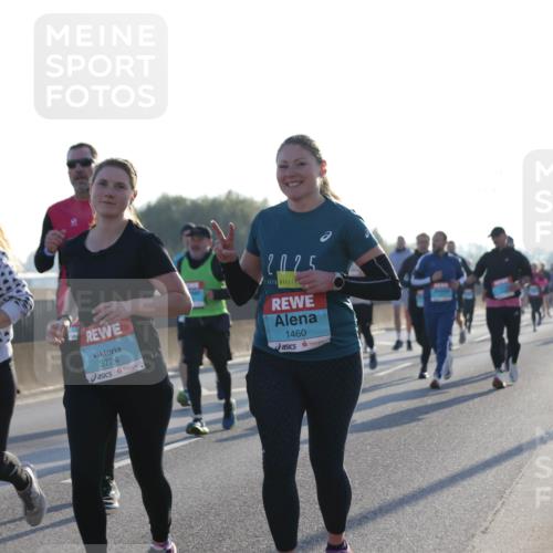 03.10.2025 - Köhlbrandbrückenlauf Jannik Wohlers http://msf.ph/oto/9049249 03.10.2025 09:18:20 Position 3 1162, 3724, 2025, 1460 meine-sportfotos.de