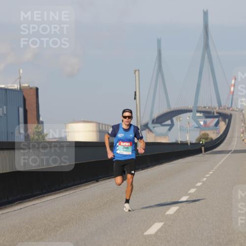 03.10.2025 - Köhlbrandbrückenlauf Jannik Wohlers http://msf.ph/oto/9049260 03.10.2025 09:33:41 Position 3 3247 meine-sportfotos.de