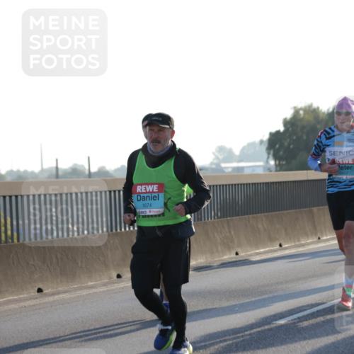 03.10.2025 - Köhlbrandbrückenlauf Jannik Wohlers http://msf.ph/oto/9049290 03.10.2025 09:18:22 Position 3 1674, 3457 meine-sportfotos.de