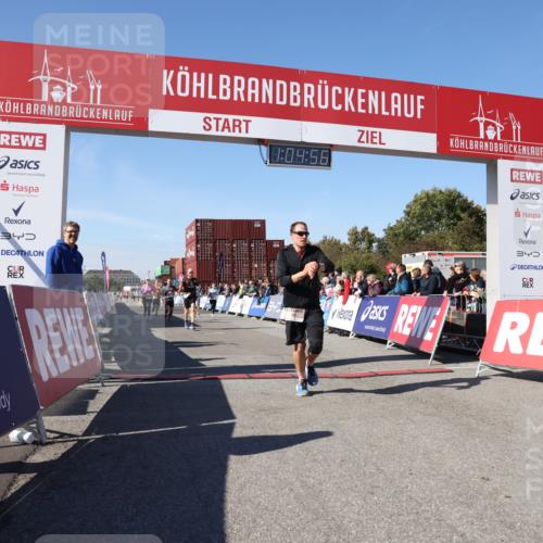 03.10.2025 - Köhlbrandbrückenlauf Lena Gebhardt http://msf.ph/oto/9049313 03.10.2025 13:04:57 Ziel 4061, 4175, 4217, 4240, 4303, 4449, 4751, 5670, 5785, 5849, 5951, 5952, 5968, 6268, 6561, 6716 meine-sportfotos.de