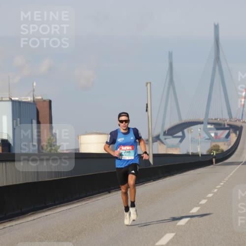 03.10.2025 - Köhlbrandbrückenlauf Jannik Wohlers http://msf.ph/oto/9049316 03.10.2025 09:33:42 Position 3 3247, 0 meine-sportfotos.de