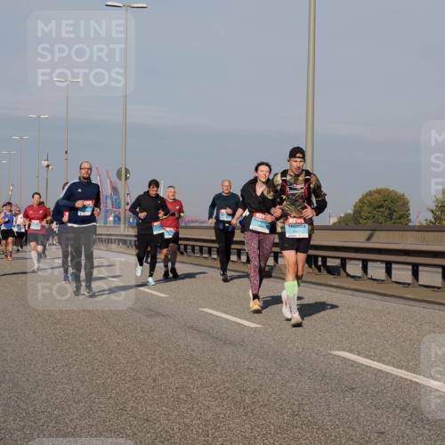 03.10.2025 - Köhlbrandbrückenlauf Fabian Wolf http://msf.ph/oto/9049334 03.10.2025 10:00:56 Position 3 1834, 2413 meine-sportfotos.de