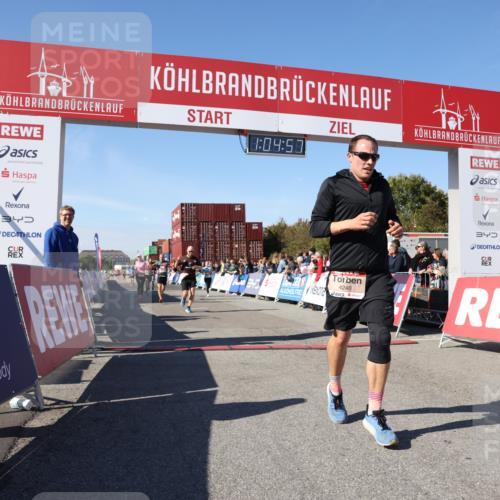 03.10.2025 - Köhlbrandbrückenlauf Lena Gebhardt http://msf.ph/oto/9049349 03.10.2025 13:04:57 Ziel 4061, 4175, 4217, 4240, 4303, 4449, 4751, 5670, 5785, 5849, 5951, 5952, 5968, 6268, 6561, 6716 meine-sportfotos.de