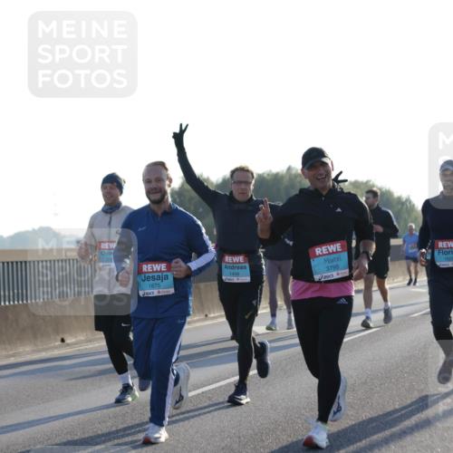 03.10.2025 - Köhlbrandbrückenlauf Jannik Wohlers http://msf.ph/oto/9049397 03.10.2025 09:18:24 Position 3 1675, 1408, 3799, 1605 meine-sportfotos.de