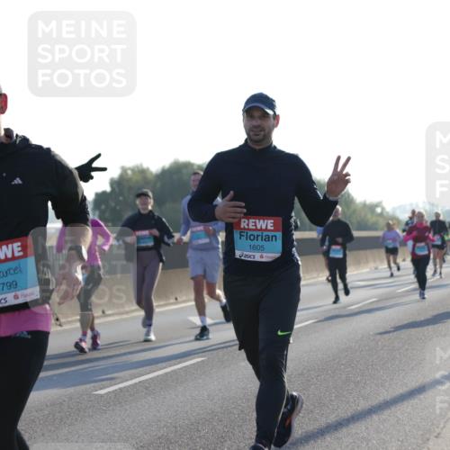 03.10.2025 - Köhlbrandbrückenlauf Jannik Wohlers http://msf.ph/oto/9049444 03.10.2025 09:18:25 Position 3 1408, 3799, 1605 meine-sportfotos.de