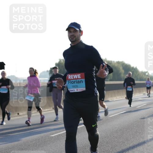 03.10.2025 - Köhlbrandbrückenlauf Jannik Wohlers http://msf.ph/oto/9049484 03.10.2025 09:18:25 Position 3 1605 meine-sportfotos.de