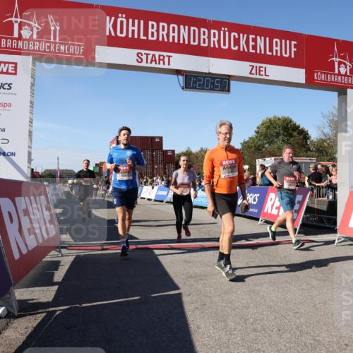 03.10.2025 - Köhlbrandbrückenlauf Lena Gebhardt http://msf.ph/oto/9049516 03.10.2025 13:20:58 Ziel 4680, 4709, 4915, 4916, 5006, 5084, 5130, 5156, 5169, 5363, 5377, 5480, 5501, 6296, 6645, 6646, 6648, 6650, 6703, 6780 meine-sportfotos.de