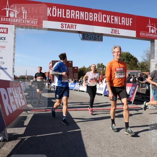 03.10.2025 - Köhlbrandbrückenlauf Lena Gebhardt http://msf.ph/oto/9049539 03.10.2025 13:20:58 Ziel 4680, 4709, 4915, 4916, 5006, 5084, 5130, 5156, 5169, 5363, 5377, 5480, 5501, 6296, 6645, 6646, 6648, 6650, 6703, 6780 meine-sportfotos.de