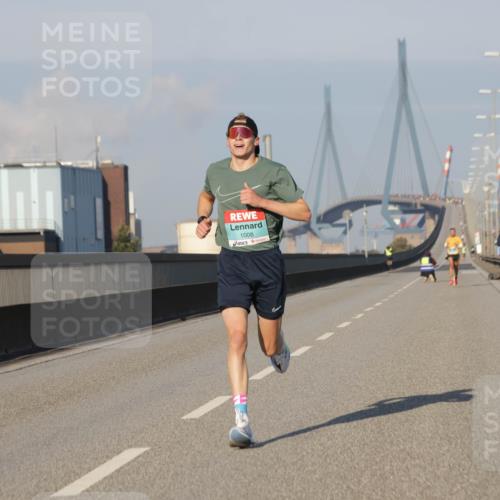 03.10.2025 - Köhlbrandbrückenlauf Jannik Wohlers http://msf.ph/oto/9049554 03.10.2025 09:34:27 Position 3 1008 meine-sportfotos.de