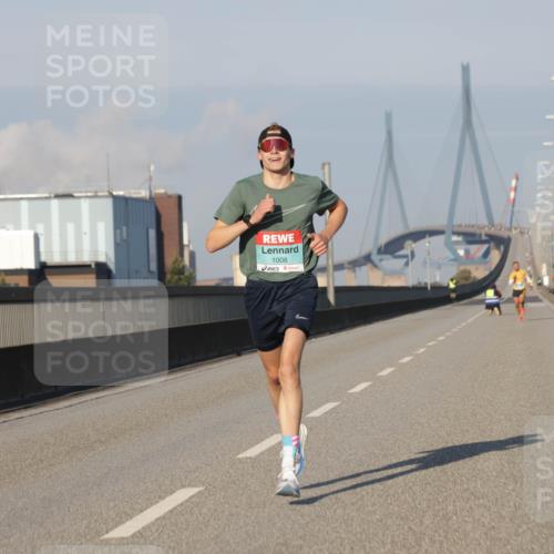 03.10.2025 - Köhlbrandbrückenlauf Jannik Wohlers http://msf.ph/oto/9049586 03.10.2025 09:34:27 Position 3 1008 meine-sportfotos.de
