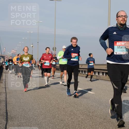 03.10.2025 - Köhlbrandbrückenlauf Fabian Wolf http://msf.ph/oto/9049591 03.10.2025 10:01:00 Position 3 3108, 1124 meine-sportfotos.de